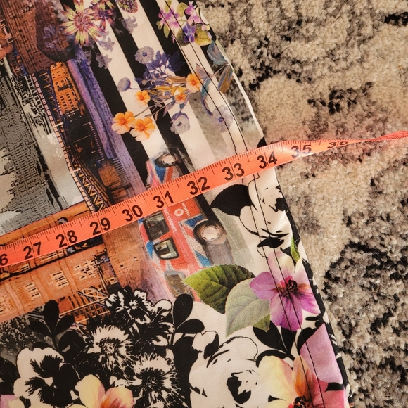 Just Love London Cutout Dress - Picture 9 of 9